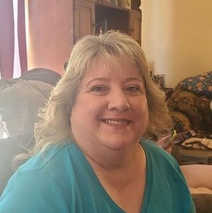 Meet your Posher, Shellie